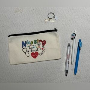⭐️NWOT⭐️Nurse Appreciation Themed Pouch, Keychain & Pen Set